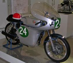 250-twin-musee-1.jpg